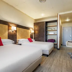 Jr Amadeus Hotel Bologne