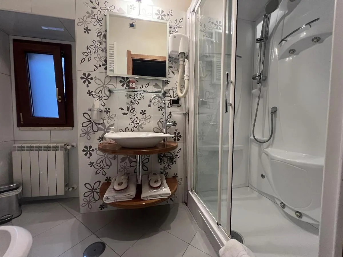 ** Guest house Condotti Rooms Rome Italy