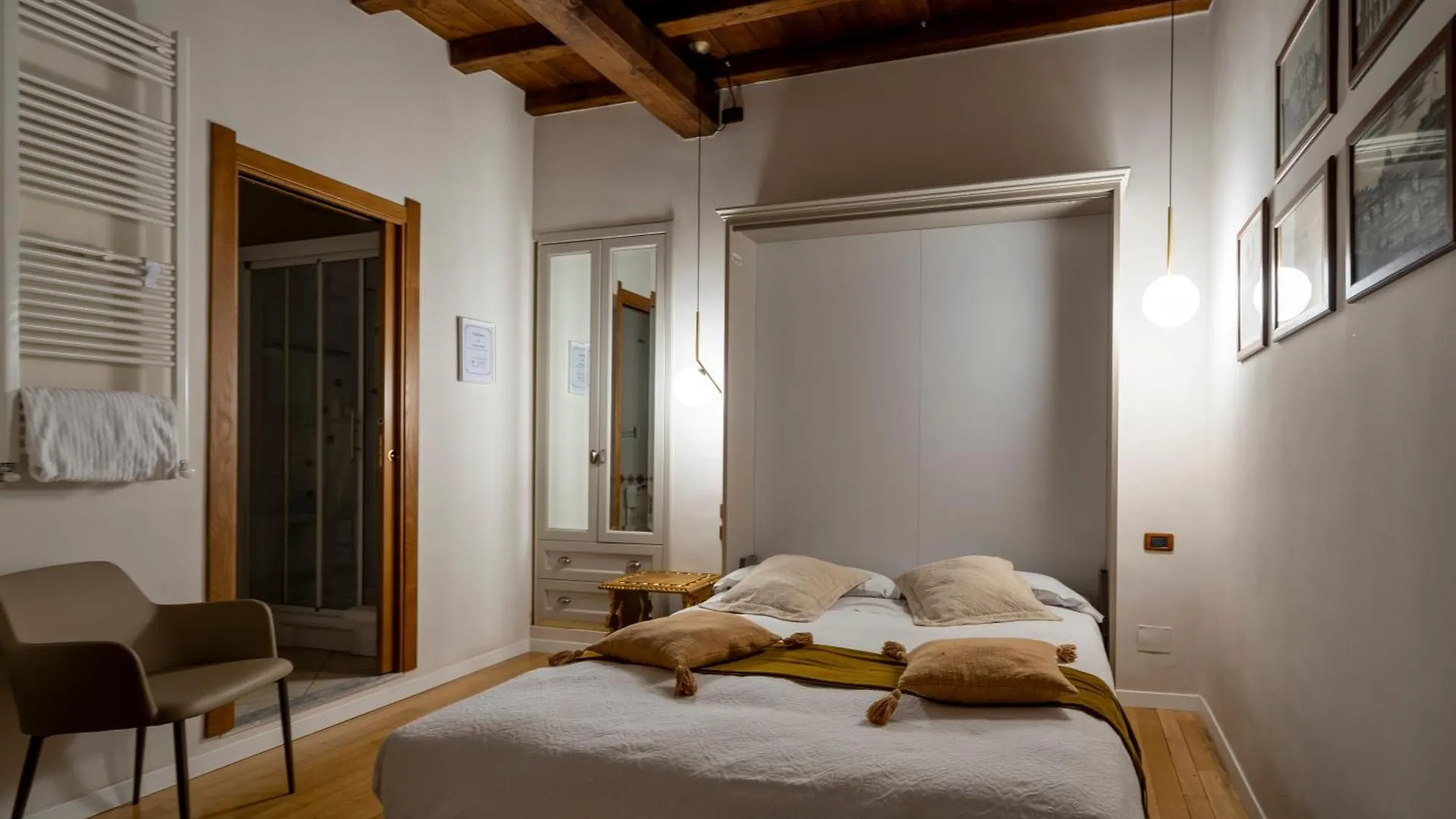 Condotti Rooms Rome 2*,